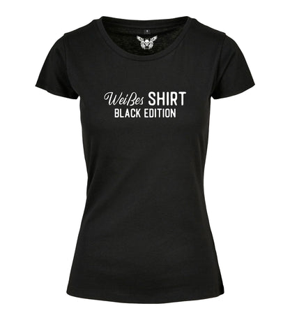 Damen T-Shirt: Weißes Shirt - Black Edition